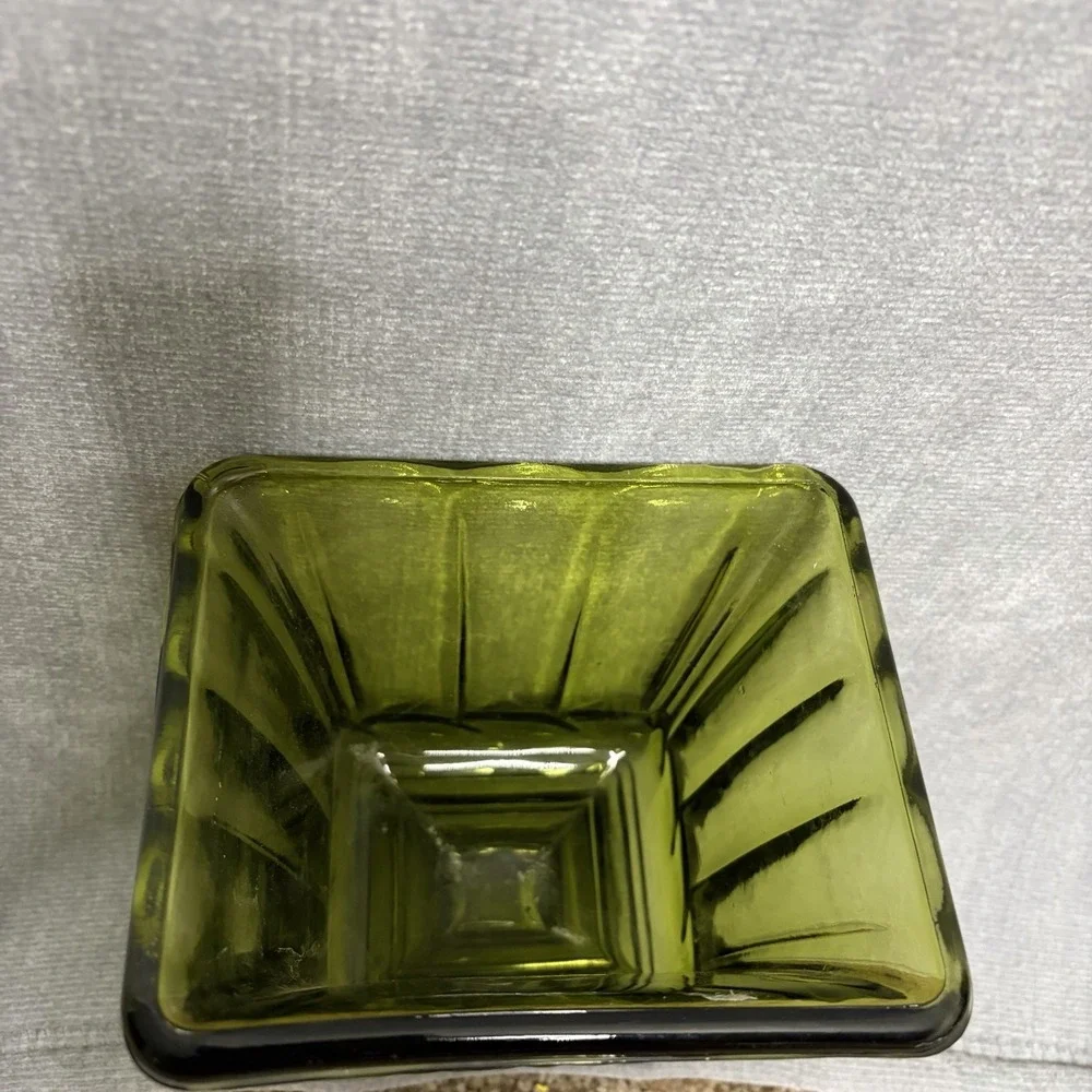 Avocado Green Glass Vase Vintage, 7